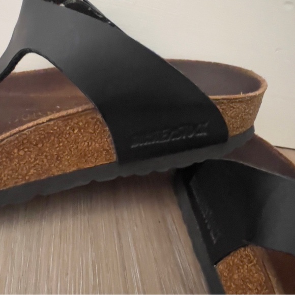 Birkenstock Gizeh Sandals Size 38 (US 7- 7.5) – black leather Thong Sandals - Picture 8 of 9